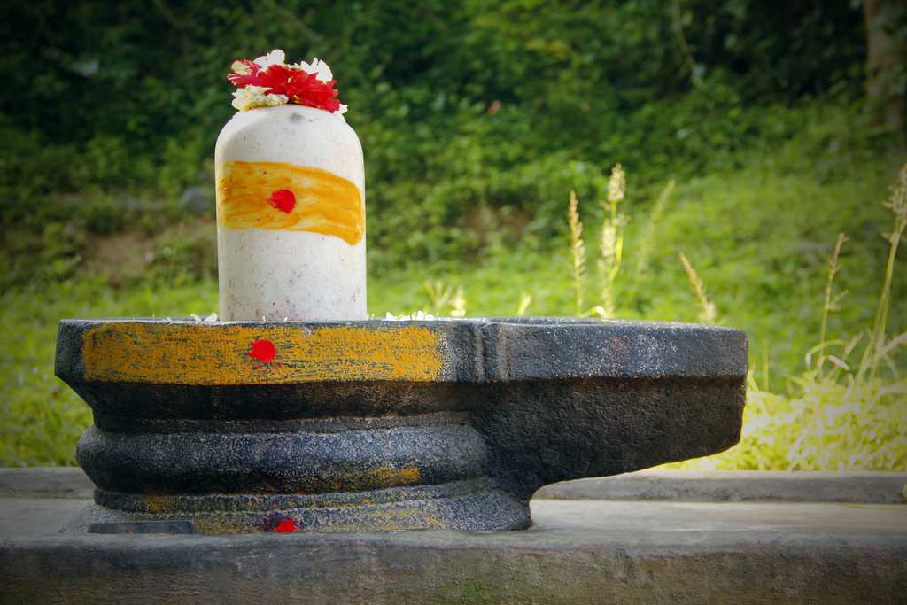 lord shiva lingam images